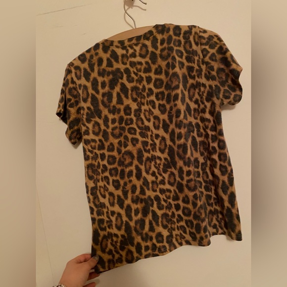 Leopard T - Picture 3 of 4